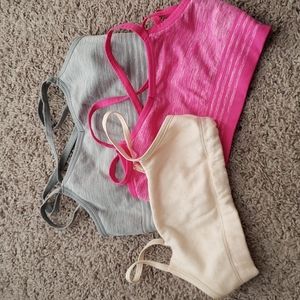 Sports bra and bralette girls bundle of 3